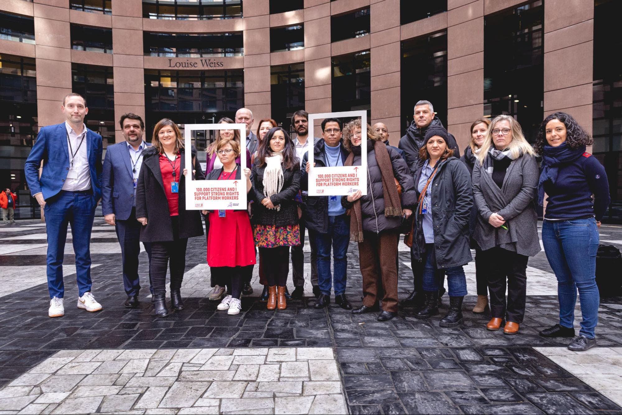 Foto van een groep activisten van de campagne