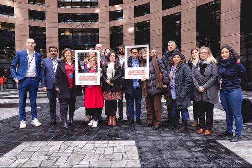 photo des députés européens après le vote 